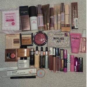 Makeup and Beauty Bundle (40 assorted pcs) #2 | NEW